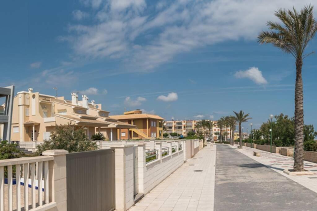 Relax Total Junto Al Mar Apartamento Oliva Exterior foto